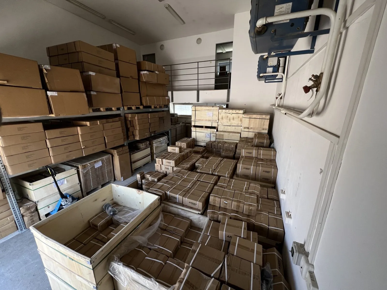 AMREP FITNESS central warehouse